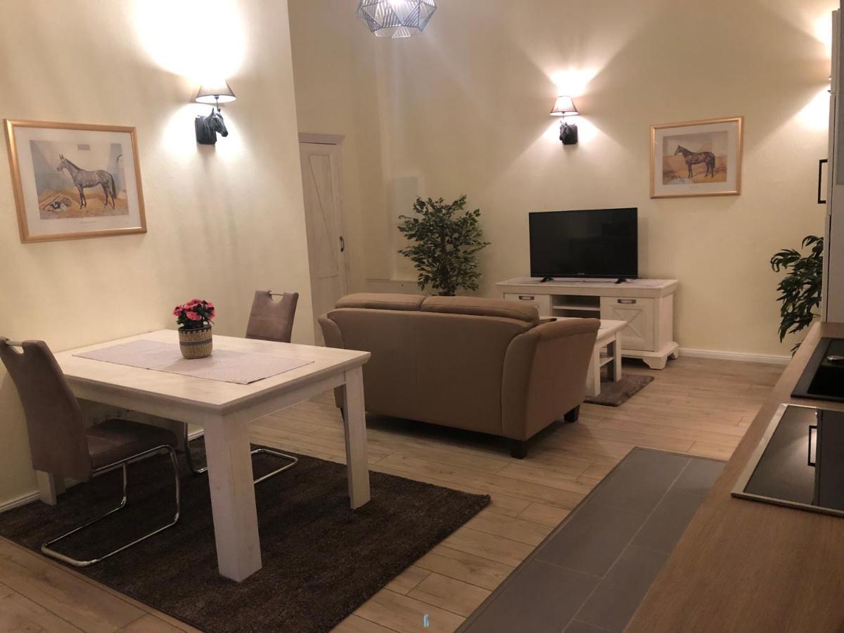 Ferienapartments Reitanlage Schenksolz Schenklengsfeld Εξωτερικό φωτογραφία