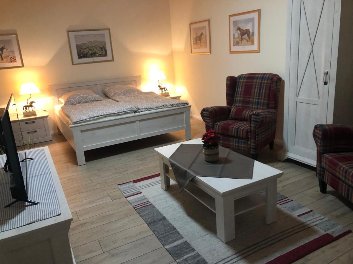 Ferienapartments Reitanlage Schenksolz Schenklengsfeld Εξωτερικό φωτογραφία